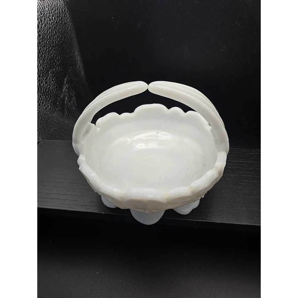 Vintage West Moreland Milk Glass Basket Candy‎ Dish With Florals